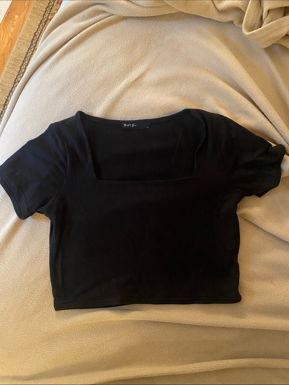 Black Square-Neck Short Sleeve Crop Top by Brandy Melville
